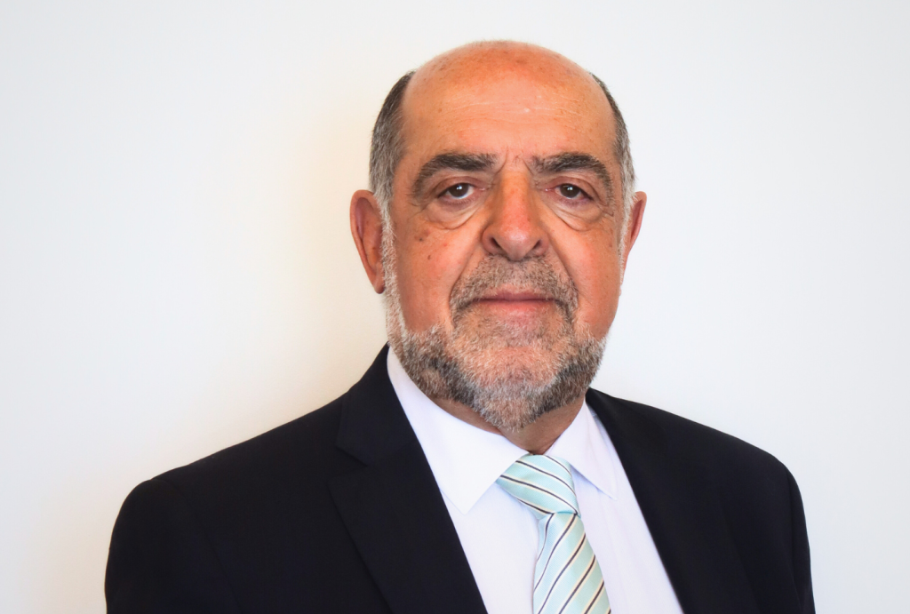 Dr. Manuel Rebanda